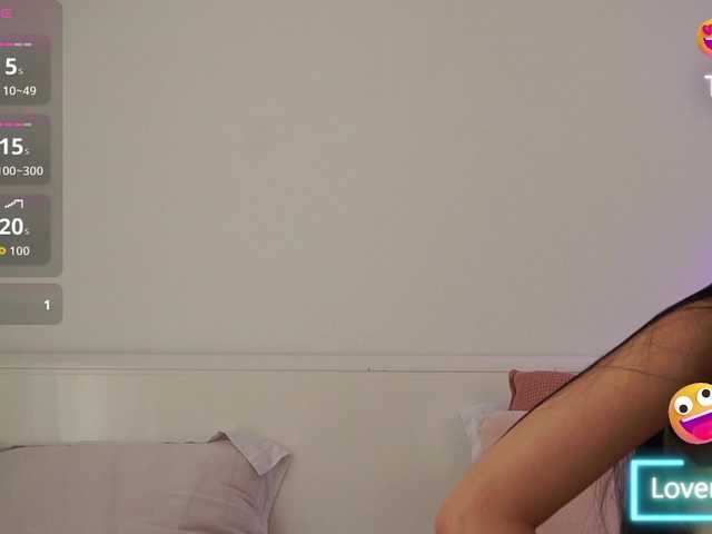 Sex chat gratuit in direct cu FoxyBabes pe BongaCams