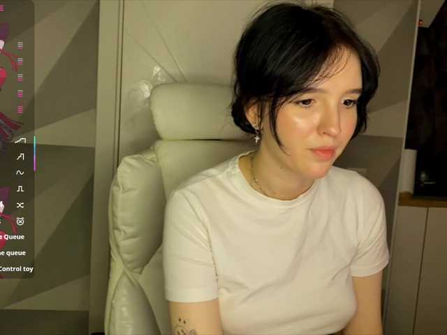 HeyNanno's BongaCams show and profile