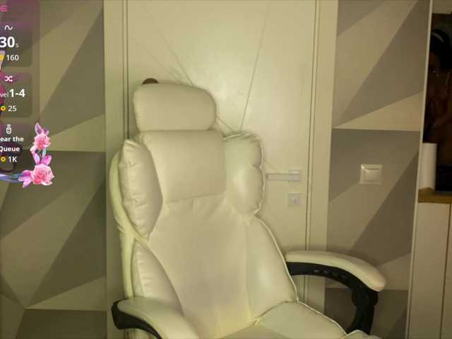 HeyNanno's BongaCams show and profile