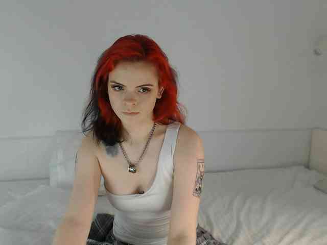 RosaHaze Live Webcam on BongaCams