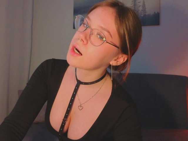 Female-Jesus's BongaCams show and profile