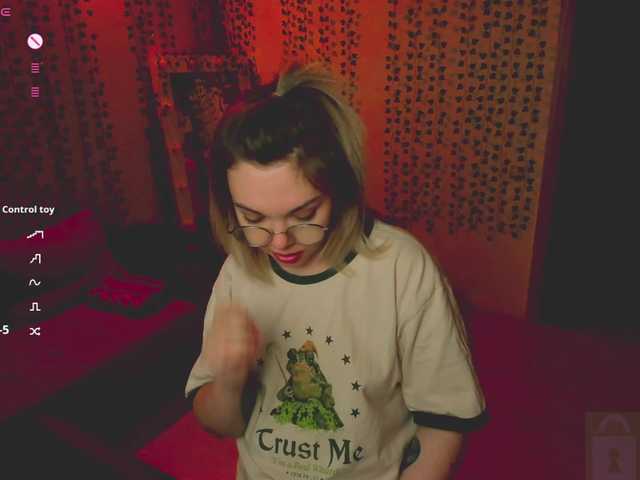 AnnaSebastian's BongaCams show and profile