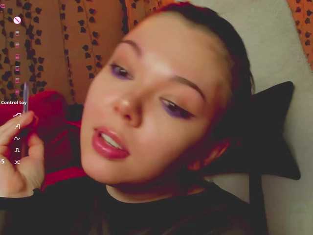 AnnaSebastian's BongaCams show and profile