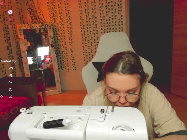 AnnaSebastian's BongaCams show and profile