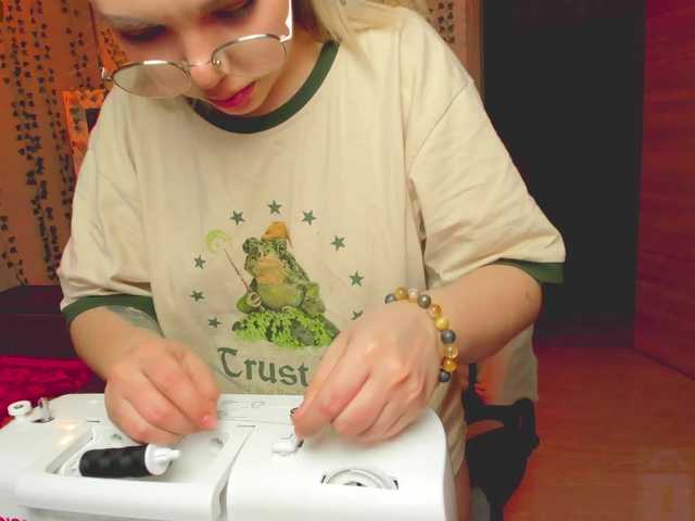 AnnaSebastian's BongaCams show and profile