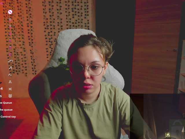 AnnaSebastian's BongaCams show and profile