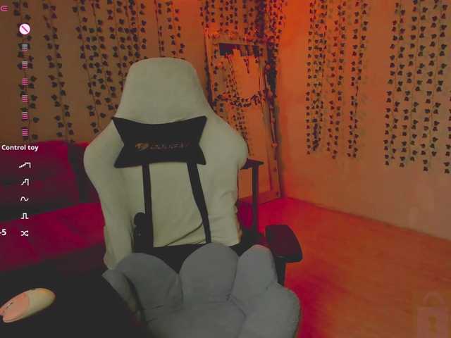 AnnaSebastian's BongaCams show and profile