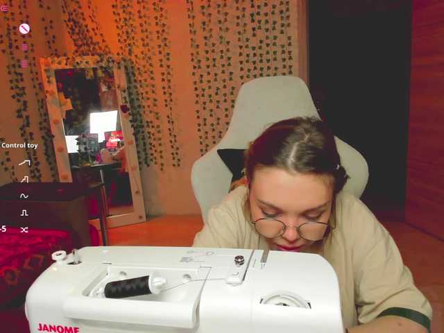 AnnaSebastian's BongaCams show and profile