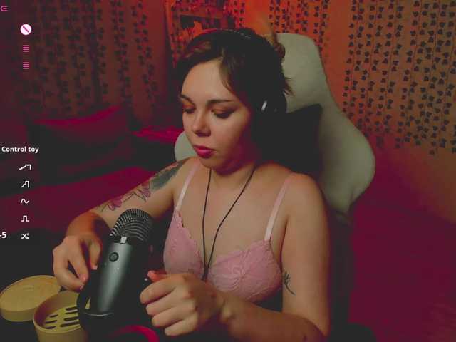 AnnaSebastian's BongaCams show and profile