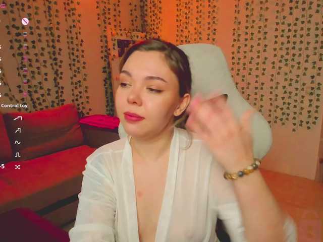 AnnaSebastian's BongaCams show and profile