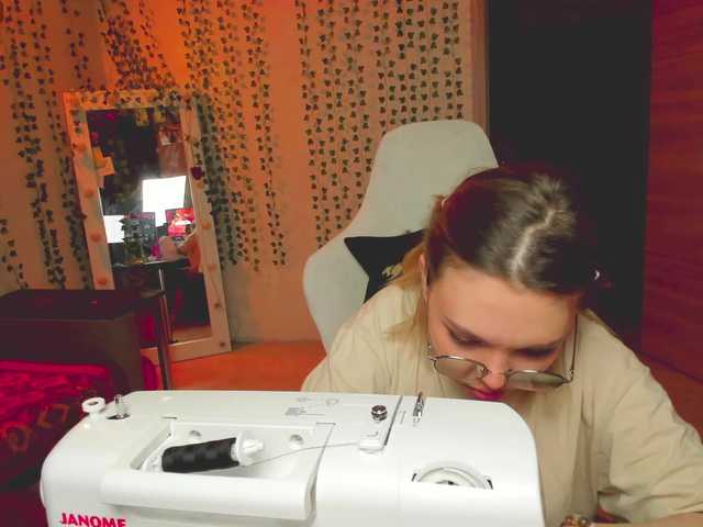 AnnaSebastian's BongaCams show and profile