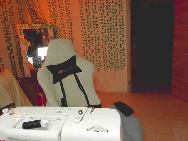 AnnaSebastian webcam