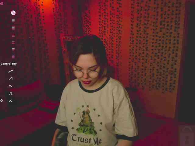 AnnaSebastian Live Webcam on BongaCams