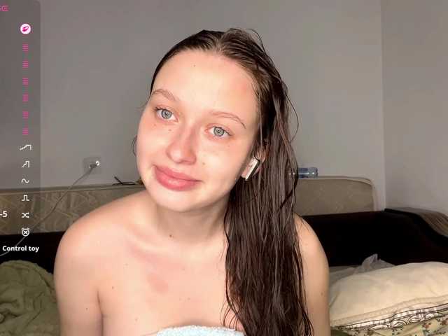 HanaHaeussler's BongaCams show and profile