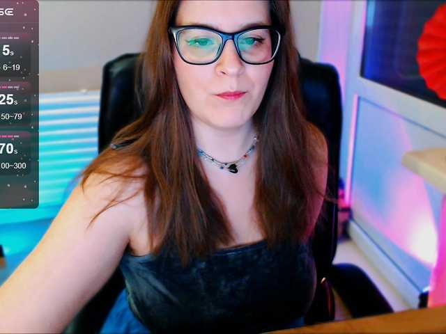 Elizabeth-S's BongaCams show and profile