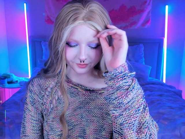 EvaforHIM's BongaCams show and profile