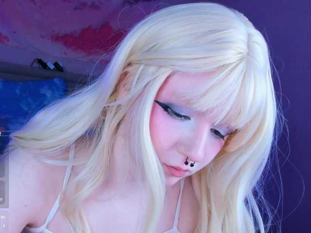 EvaforHIM's BongaCams show and profile