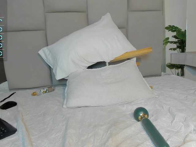 Dulcetentacion-01's BongaCams show and profile