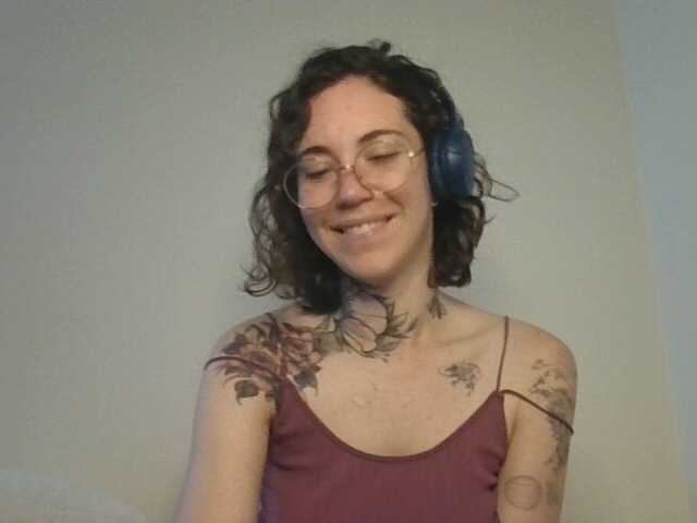 Sakura-Honey's BongaCams show and profile