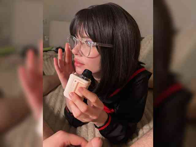 thelittlechloe webcam