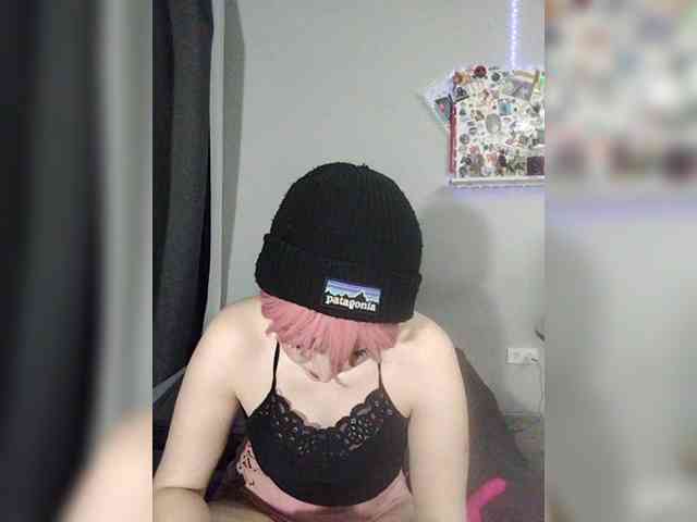 Horrorchan13 Live Webcam on BongaCams