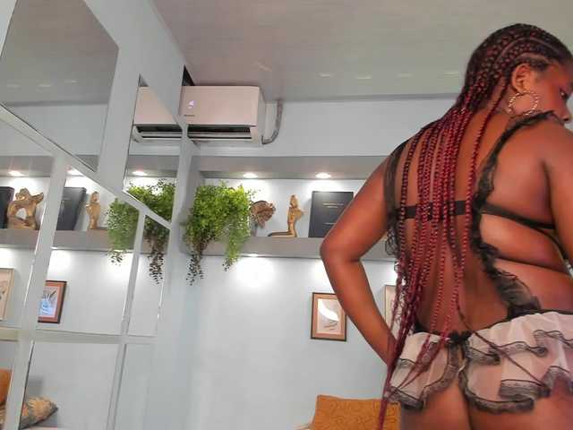 Kylie-Cruz's BongaCams show and profile