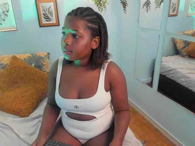 Kylie-Cruz Live Webcam on BongaCams