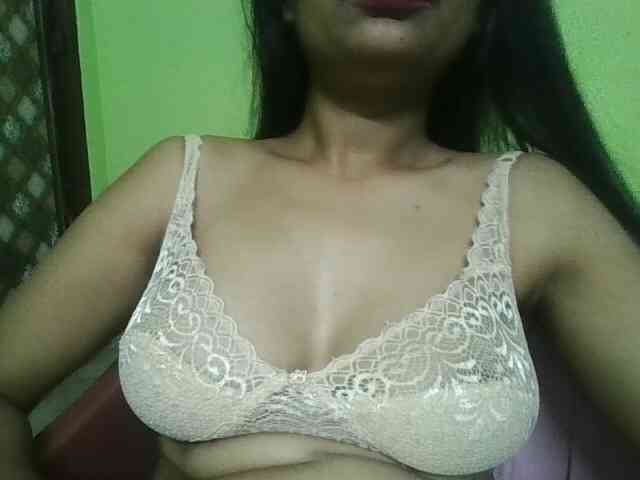 sweet-kaniika webcam