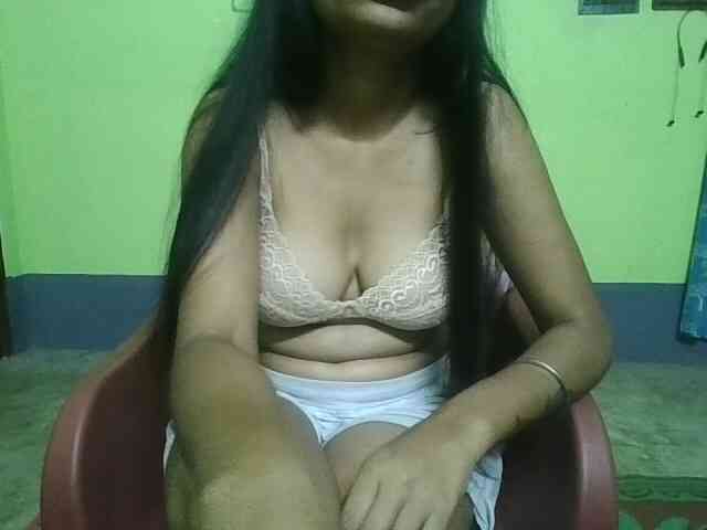 sweet-kaniika webcam