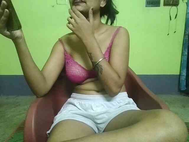 sweet-kaniika webcam