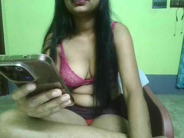 sweet-kaniika webcam