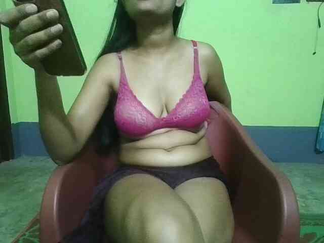 sweet-kaniika Live Webcam on BongaCams