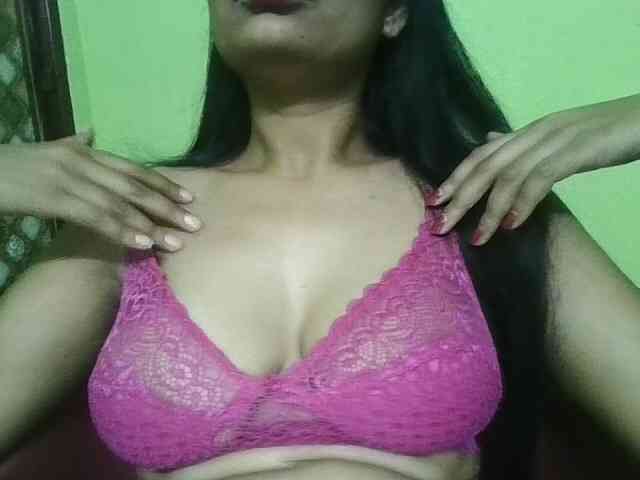 sweet-kaniika Live Webcam on BongaCams