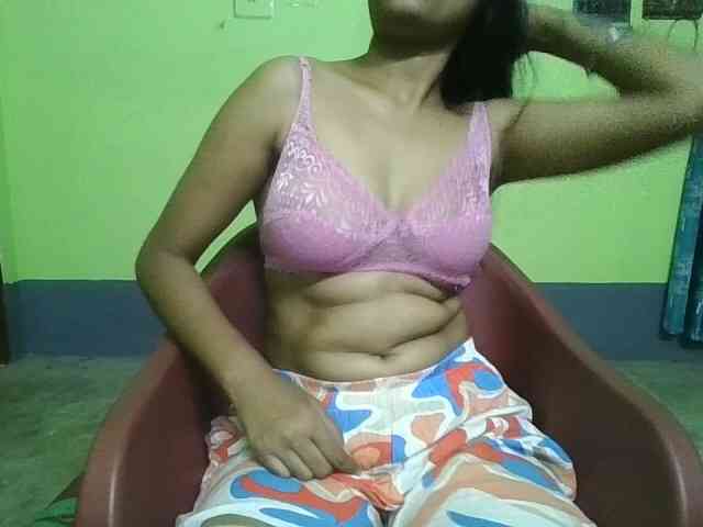 sweet-kaniika webcam