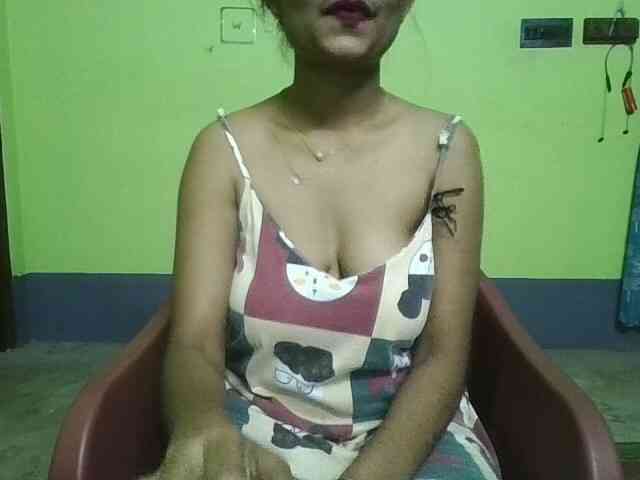 sweet-kaniika webcam