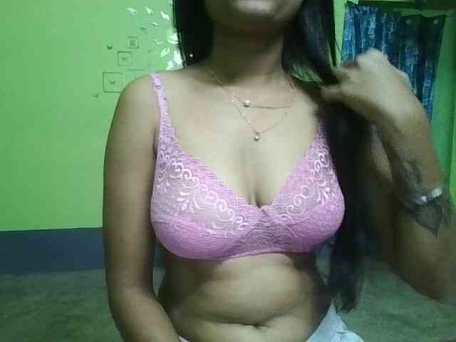 sweet-kaniika webcam