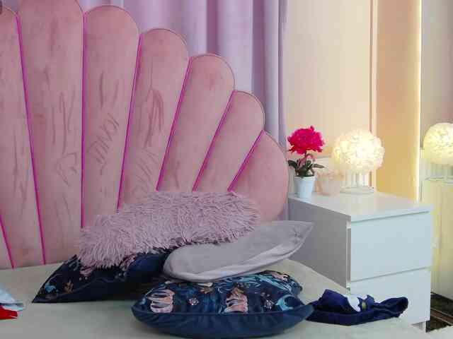 SophiaGrace222 webcam