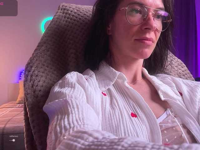 KatyKar's BongaCams show and profile