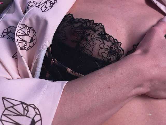 KatyKar's BongaCams show and profile