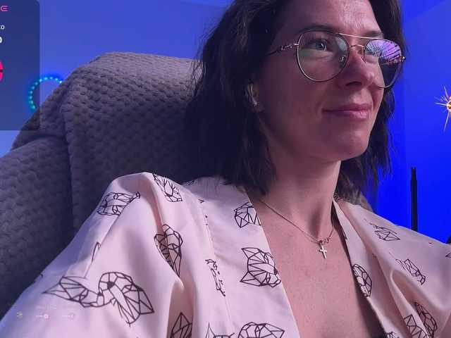 KatyKar's BongaCams show and profile