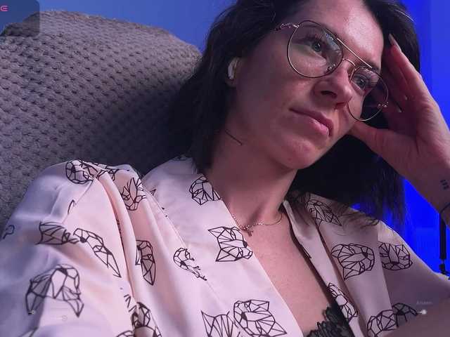 KatyKar's BongaCams show and profile