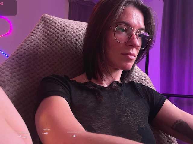 KatyKar's BongaCams show and profile