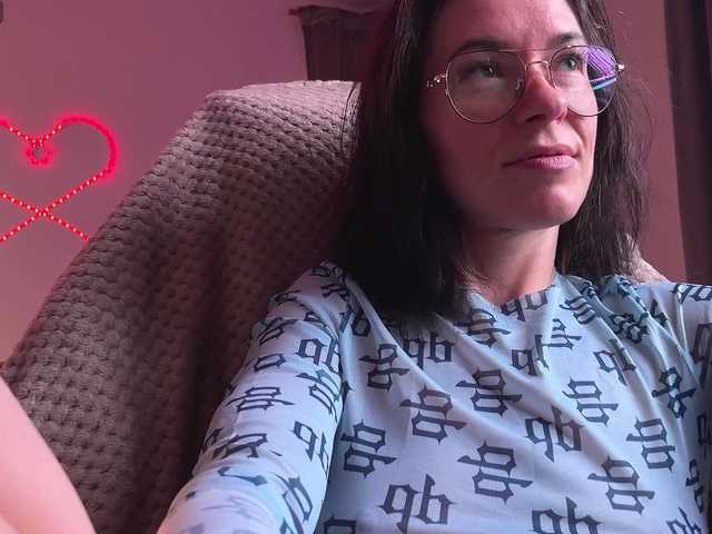 KatyKar's BongaCams show and profile