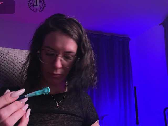 KatyKar's BongaCams show and profile