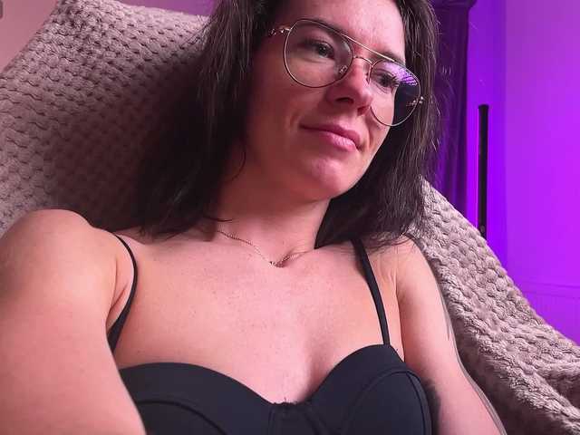 KatyKar's BongaCams show and profile