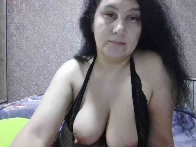 KarinaCecillia webcam