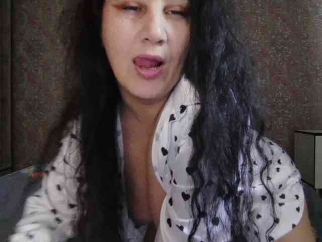 KarinaCecillia KarinaCecillia