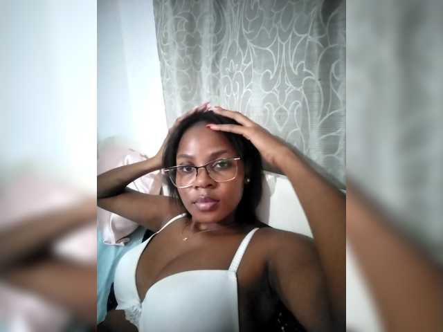 KelishaLise Live Cam on BongaCams