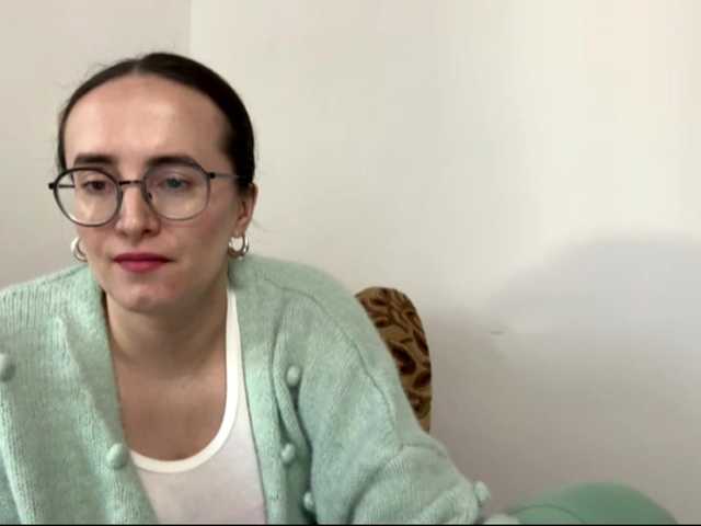 SofiaPleasure's BongaCams show and profile