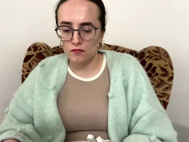 SofiaPleasure's BongaCams show and profile